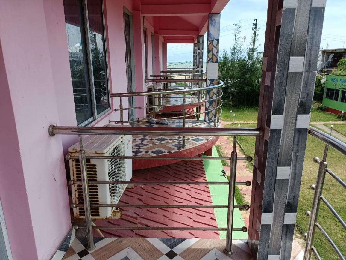 Sea Smile Inn 曼达莫尼 外观 照片